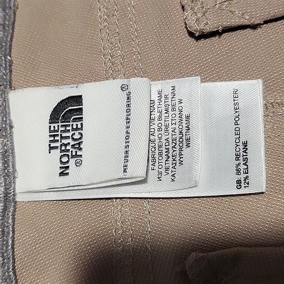The North Face Tan Women's Polyester Elastane Zip Front 5 Pocket Shorts - Size 6 - Picture 9 of 11